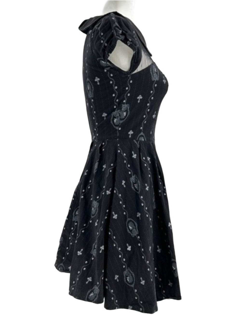 Hell Bunny Womens Black White Gemma Skull Cameo Collar Goth Mini Dress Size XS - Picture 4 of 16